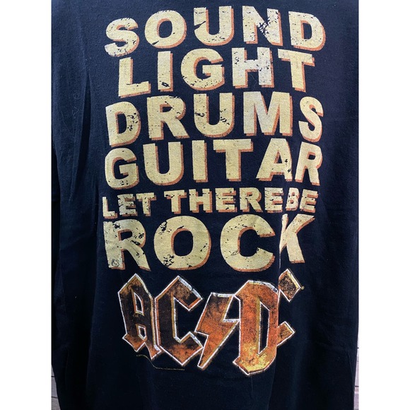 AC / DC  OFFICIAL LET THERE BE ROCK 2013 BAND CONCERT MUSIC T-SHIRT XL - Picture 8 of 8
